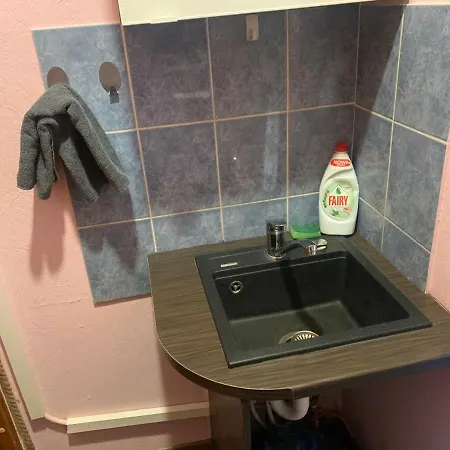 Toomemaee Cute 2-bedrooms -2 Big Beds- Free Parking- Free Wifi * Tartu