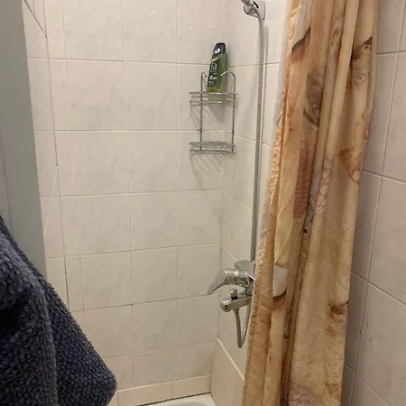 Toomemaee Cute 2-bedrooms -2 Big Beds Apartment *