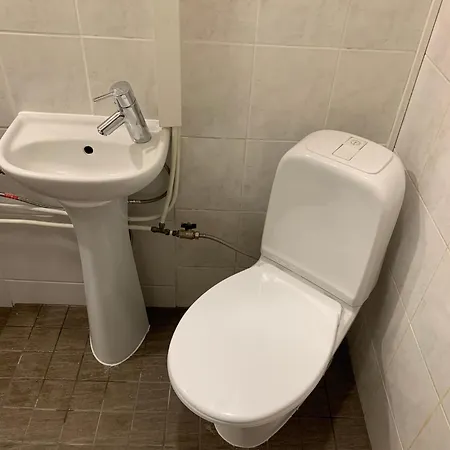Toomemaee Cute 2-bedrooms -2 Big Beds- Free Parking- Free Wifi